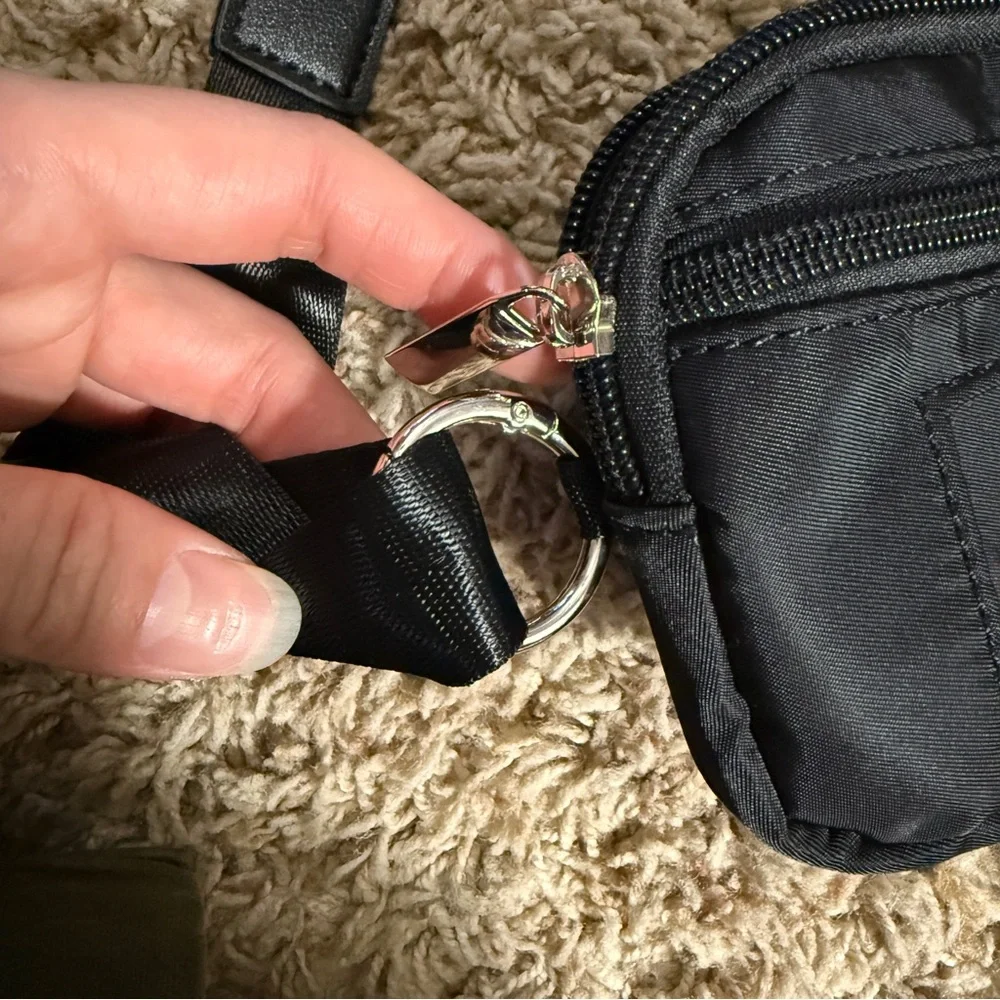 🏷️ 3 for $10 - NWOT - Crossbody Purse Pouch wristlet - Picture 13 of 15